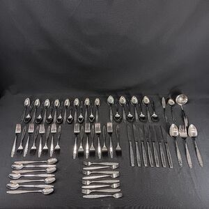 67 Piece Oneida LOVE STORY Northland Stainless Silverware Flatware Floral Scroll